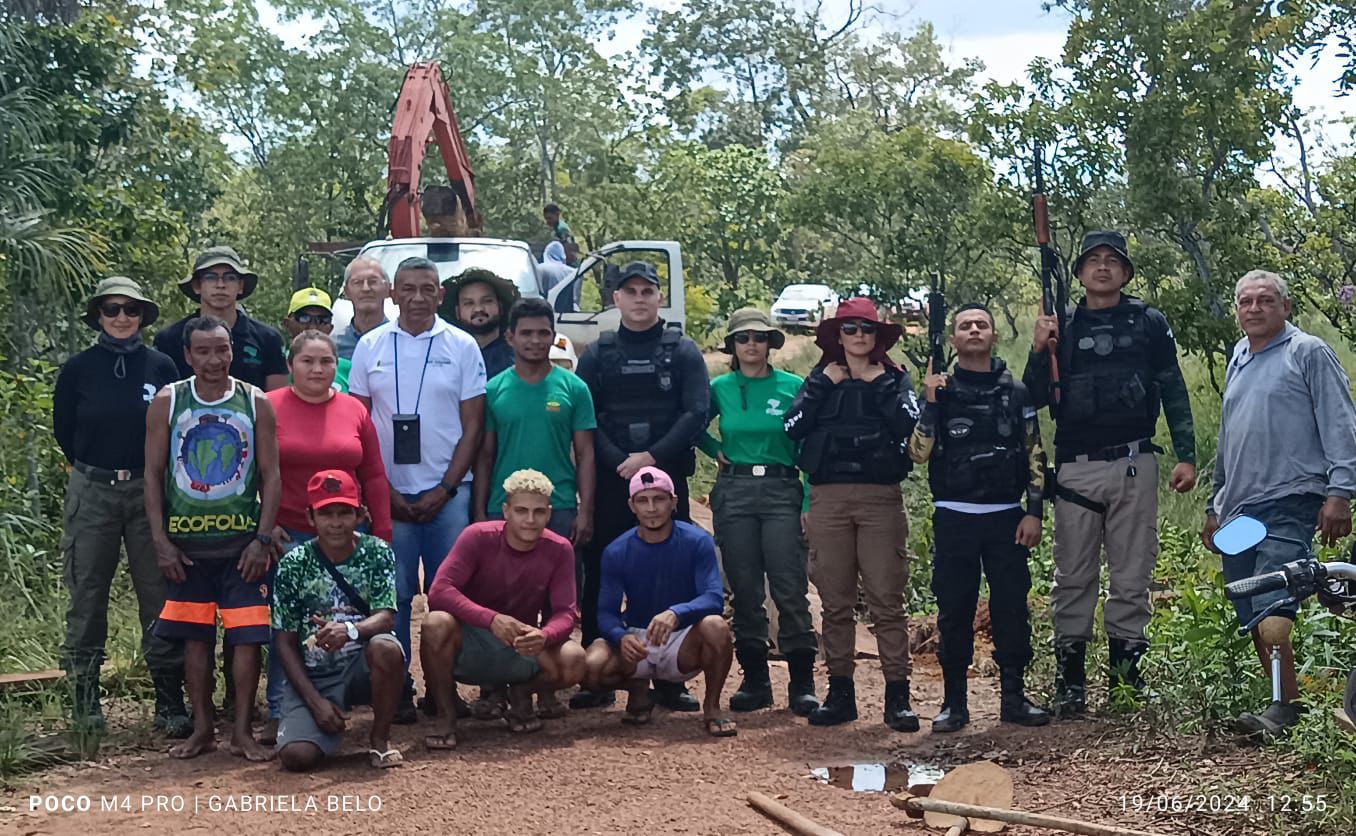 EM LARANJAL DO JARI, POLÍCIA CIVIL E ICMBIO RESOLVEM CONFLITO SOBRE USO DE MADEIRA PARA CONSTRUÇÃO DE PONTE NA COMUNIDADE DE SANTA CLARA